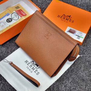 Hermes Paris Luxury Leather Pouch – Rich Brown Elegance