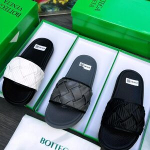 Luxury Slides by Bottega Veneta & Balenciaga | Hr7 Mega Store