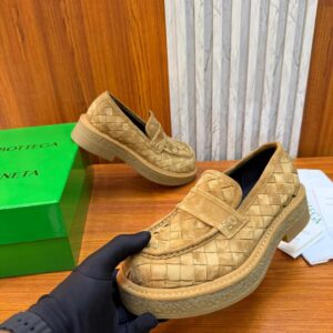 Bottega Veneta Haddock Loafer in Intrecciato Rugged Suade